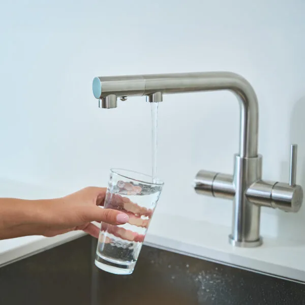 Edelstahl 3 Wege Wasserhahn Alvito Calabro Filterwasserentnahme in Küche