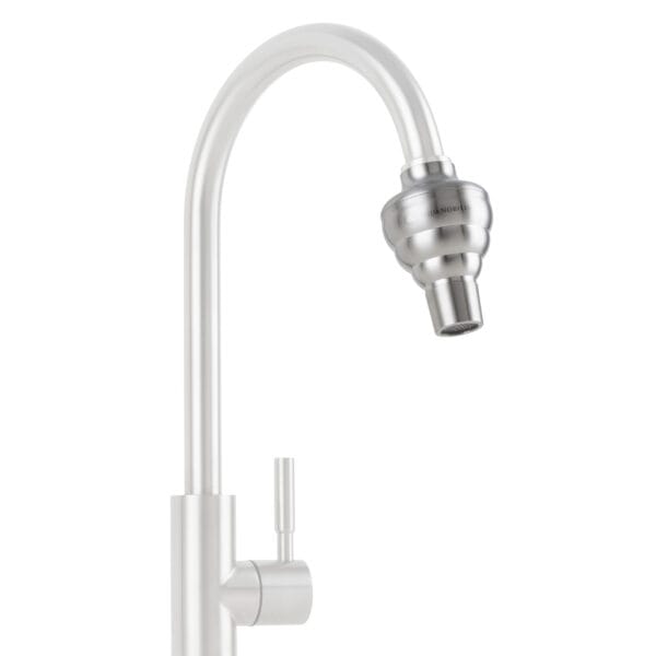 Prime Inventions Aquawhirler Edelstahl Wasserverwirbler mit Perlator an Wasserhahn montiert