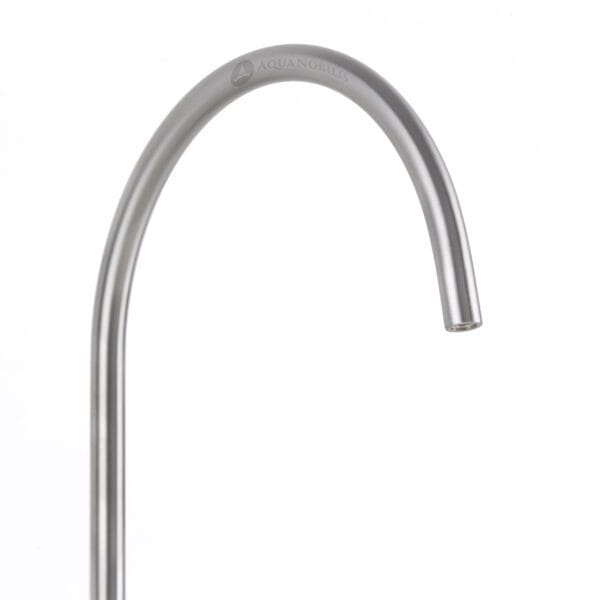 Vizio 1 Wege Wasserhahn Edelstahl matt Detailansicht Auslauf