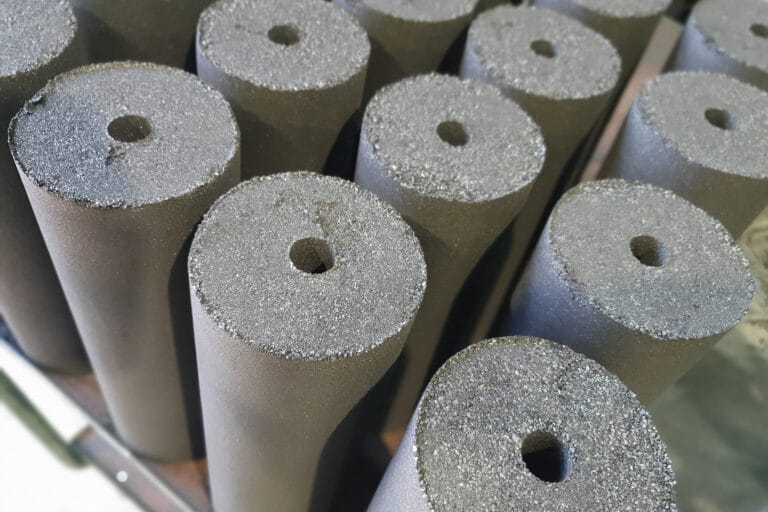 Aktivkohle Monoblock Rohling von Carbonit sind in der Lage PFAS aus dem Wasser zu filtern Aktivkohle Monoblock Rohling von Carbonit sind in der Lage PFAS aus dem Wasser zu filtern